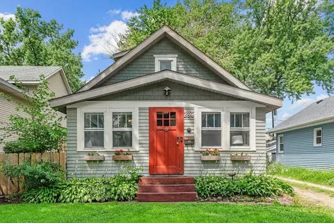230 17th Ave N, Hopkins, MN 55343