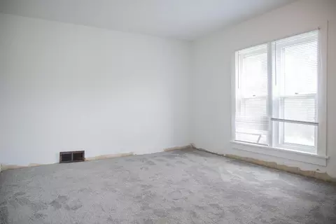 Bedroom - 305 2nd Ave SE, Plainview, MN 55964 photo 5 of 5