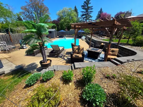 8047 Ingleside Ave S, Cottage Grove, MN 55016