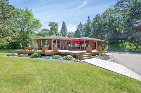 216 E Summit Ave, Walker, MN 56484