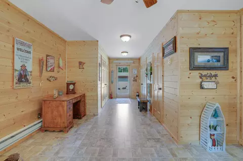 Entry Way - 216 E Summit Ave, Walker, MN 56484 photo 5 of 8
