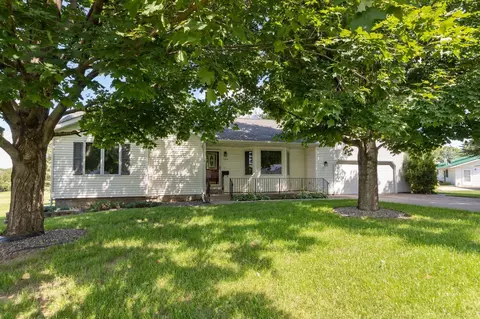 104 E County Rd N, Le Roy, MN 55951