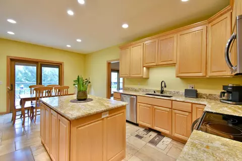 Kitchen - 34740 County Road 9, Avon, MN 56310 photo 2 of 8