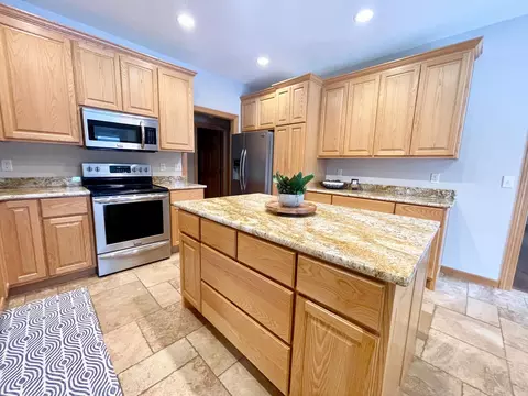Kitchen - 34740 County Road 9, Avon, MN 56310 photo 4 of 8