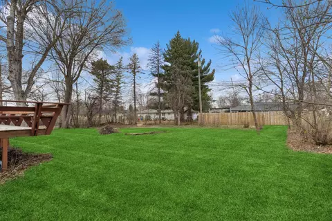 Exterior - 620 8th St SW, Faribault, MN 55021 photo 2 of 5