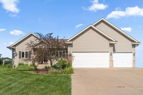 15900 Dakota Ln, Rosemount, MN 55068