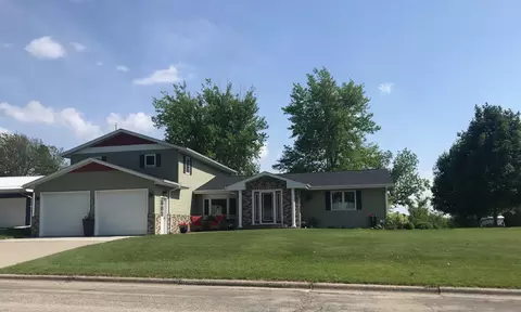 308 Lakeview St S, Lake Benton, MN 56149