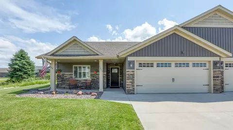 1273 Parkland Dr, Chippewa Falls, WI 54729