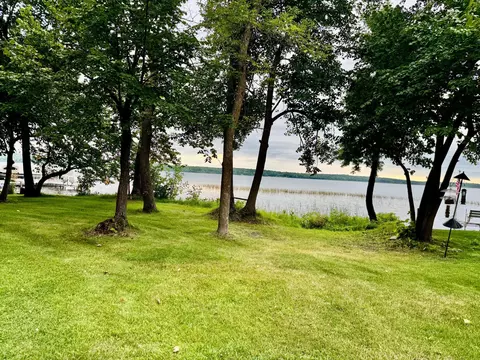 44493 Nitche Lake Rd, Perham, MN 56573