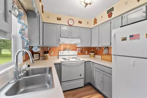 1304 Central Ave, Centuria, WI 54824 photo 5