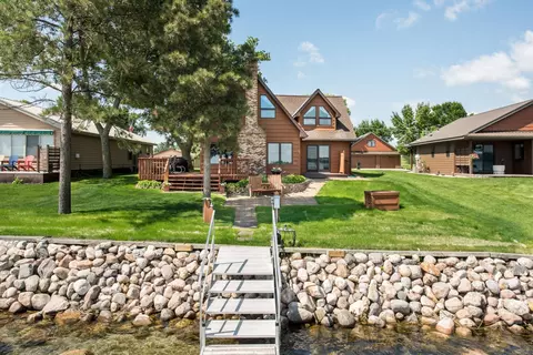 28832 S Shore Dr, Starbuck, MN 56381