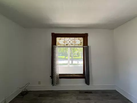 Living - 1364 5th Ave N, Windom, MN 56101 photo 2 of 6
