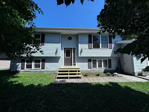 1607 13th Ave W, International Falls, MN 56649