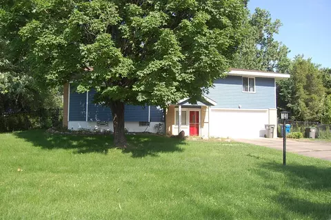 1445 Ottawa Ave S, Golden Valley, MN 55416
