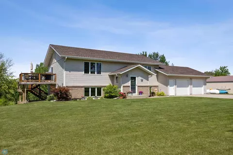 621 246th St S, Hawley, MN 56549