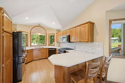 Kitchen - 24482 18th Ave, Saint Augusta, MN 56301 photo 3 of 4