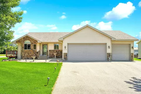 24482 18th Ave, Saint Augusta, MN 56301