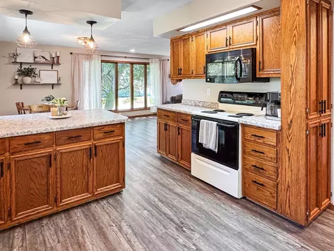 405 Palisades Ave, Toronto, SD 57268 photo 13