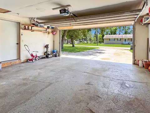 405 Palisades Ave, Toronto, SD 57268 photo 44