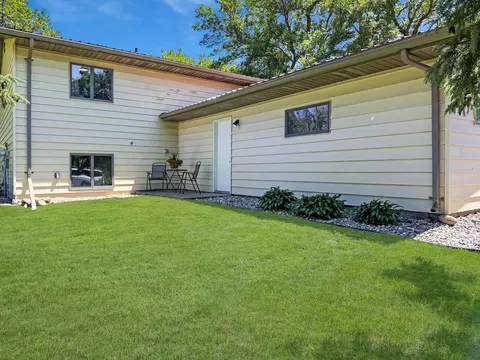 405 Palisades Ave, Toronto, SD 57268 photo 48