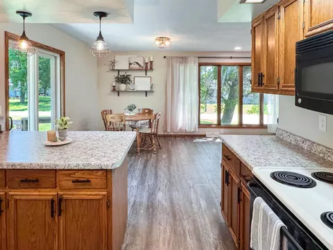 405 Palisades Ave, Toronto, SD 57268 photo 14