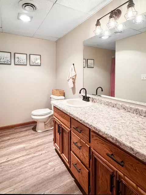 405 Palisades Ave, Toronto, SD 57268 photo 33