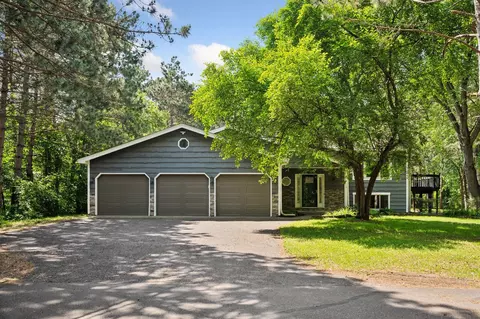 990 221st Ave NW, Oak Grove, MN 55011