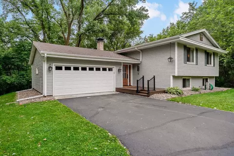 11461 Pinto Cir, Lakeville, MN 55044