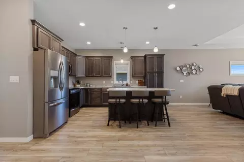 307 Brussels Ct, Marshall, MN 56258 photo 17