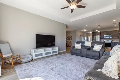 307 Brussels Ct, Marshall, MN 56258 photo 34