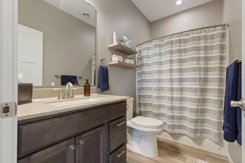 307 Brussels Ct, Marshall, MN 56258 photo 36