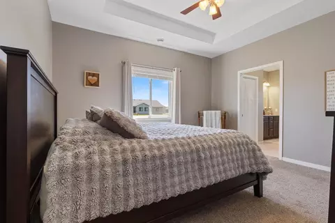 307 Brussels Ct, Marshall, MN 56258 photo 40