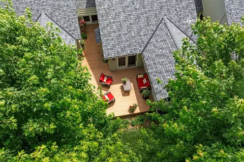 1102 Heywood Rd, Northfield, MN 55057