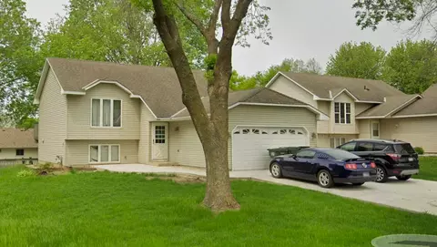 3933 Westbury Way, Eagan, MN 55123