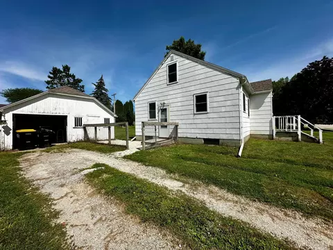 Exterior - 555 Main Ave S, Harmony, MN 55939 photo 2 of 4