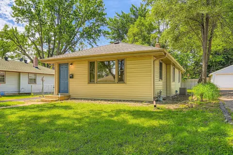 1567 Park St, Saint Paul, MN 55117