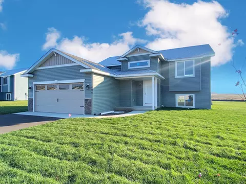 118 Cedar St SE, Kimball, MN 55353