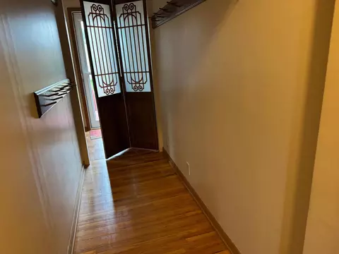 Entry Way - 1204 Garflield Ave, Albert Lea, MN 56007 photo 1 of 2
