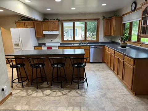 Kitchen - 1204 Garflield Ave, Albert Lea, MN 56007 photo 2 of 2