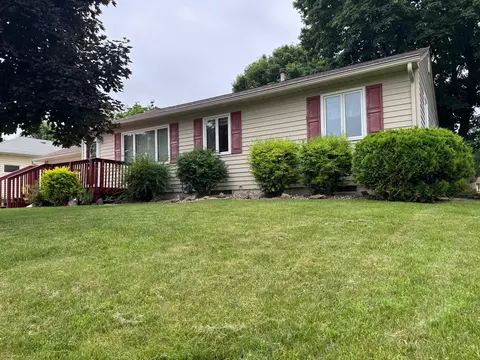 Exterior - 1204 Garflield Ave, Albert Lea, MN 56007 photo 2 of 7