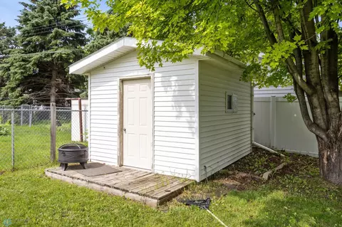 Exterior - 2309 9th St S, Fargo, ND 58103 photo 7 of 7
