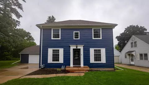1304 3rd St NW, Austin, MN 55912