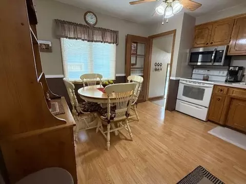 688 Miller Ave, Windom, MN 56101 photo 21
