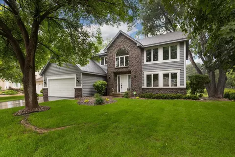 16812 Weston Bay Rd, Eden Prairie, MN 55347