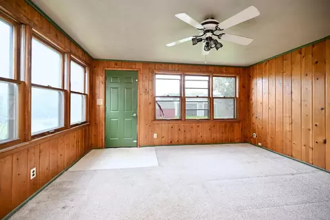 971 E 8th St, Winona, MN 55987 photo 3