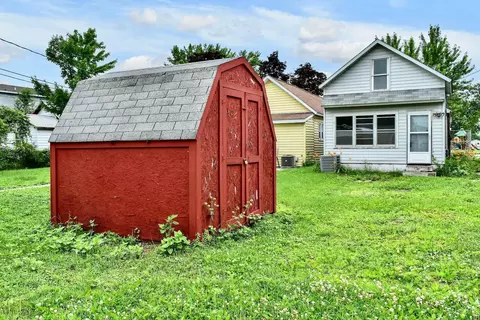 971 E 8th St, Winona, MN 55987 photo 15