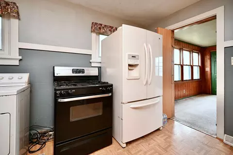 971 E 8th St, Winona, MN 55987 photo 6