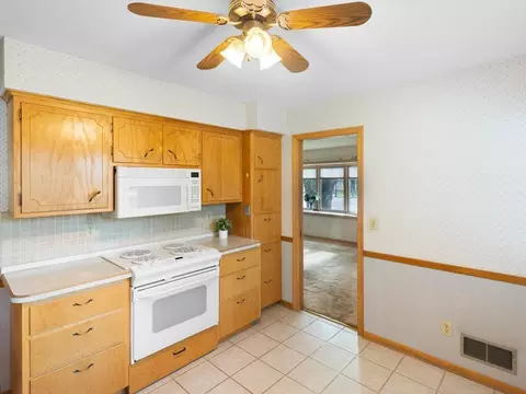 Kitchen - 11827 Douglas Dr N, Champlin, MN 55316 photo 2 of 5