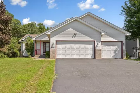 23221 Arrowhead St NW, Saint Francis, MN 55070
