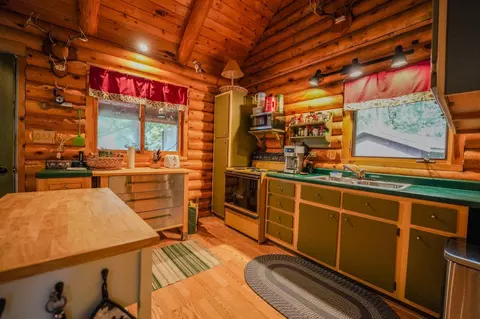 Kitchen - 5713 Pine Is N, Tower, MN 55790 photo 3 of 3